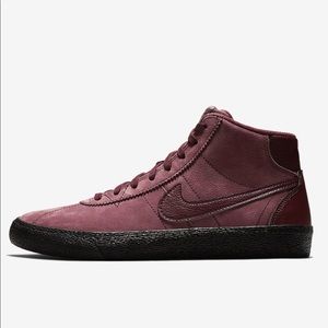 Nike SB Bruin High Premium NIB Size 6 burgundy